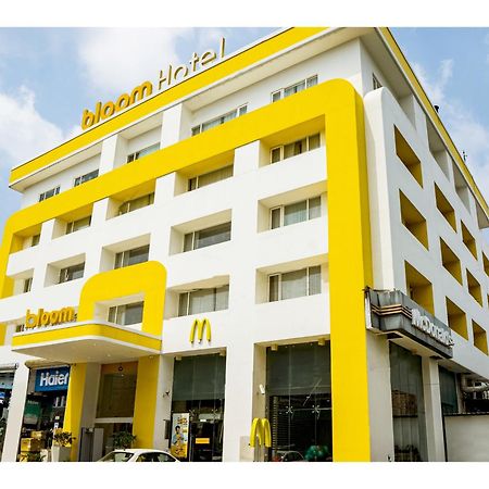 Bloom Hotel - Jammu Exterior foto